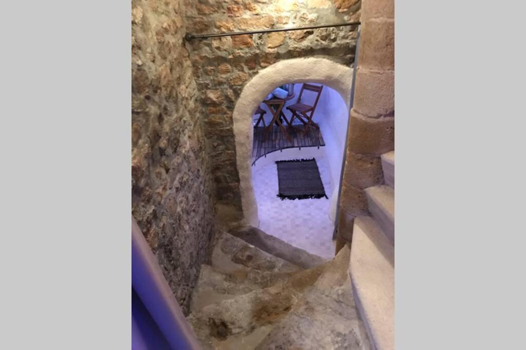 Les Secrets D'Alcove, Nuits Romantiques Avec Spa Aix-en-Provence Exterior photo